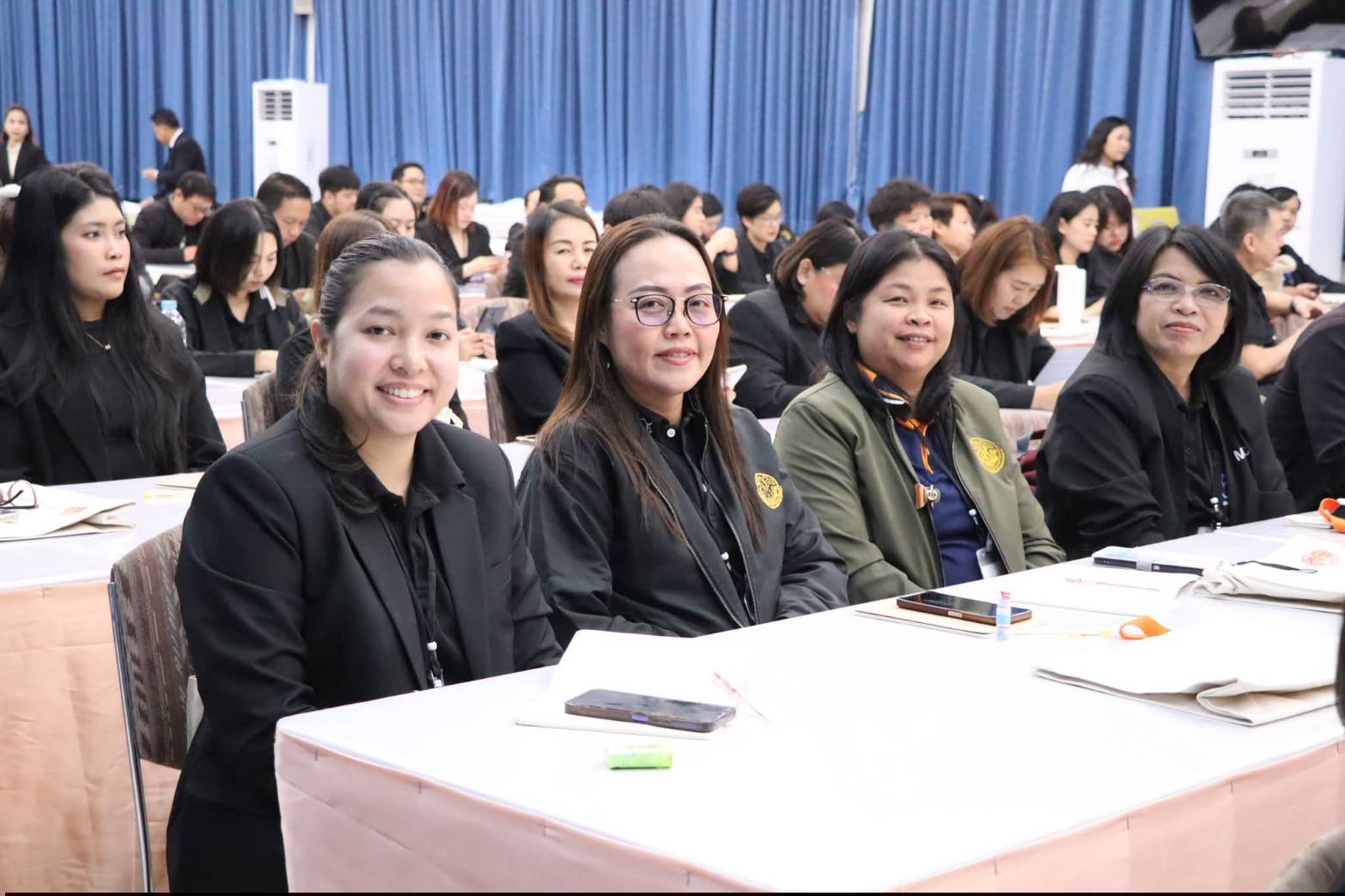 title - เลขาธิการสำนักงานการปฏิรูปที่ดินเพื่อเกษตรกรรม มอบหมายให้ รองเลขาธิการ ส.ป.ก. เป็นประธานในพิธีเปิดโครงการฝึกอบรมหลักสูตร “นักบริหารการปฏิรูปที่ดินเพื่อเกษตรกรรม ระดับต้น (นปต.) รุ่นที่ 8” ณ ศูนย์ส่งเสริมและพัฒนาอาชีพเสริมนอกภาคการเกษตร